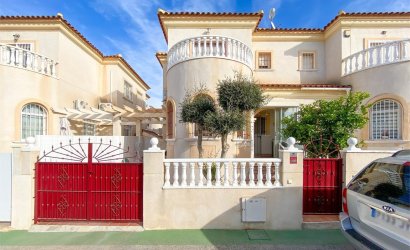 Adosado - Reventa - Torrevieja -
                Nueva Torrevieja