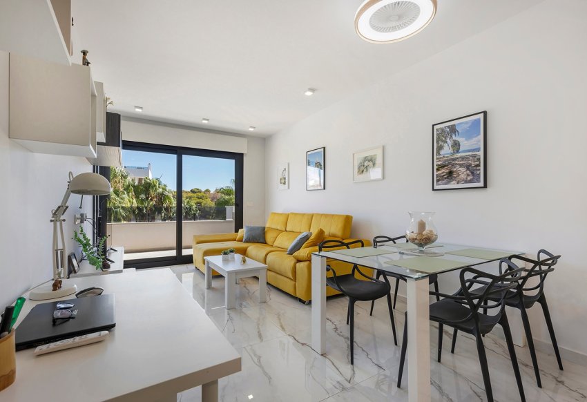 Lange Termijn Verhuur - Appartement / flat -
Orihuela Costa - Los Altos