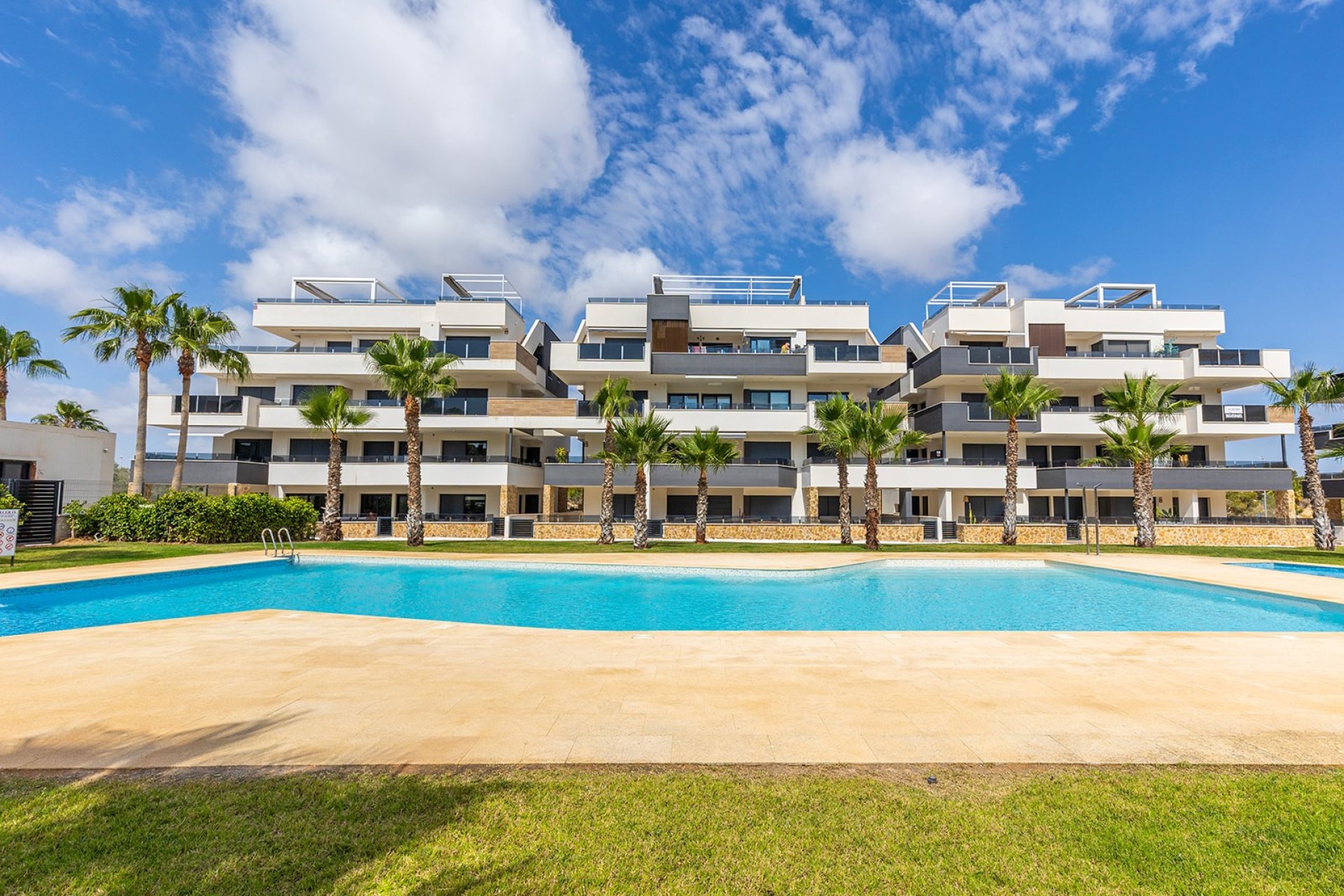 Lange Termijn Verhuur - Appartement / flat -
Orihuela Costa - Los Altos