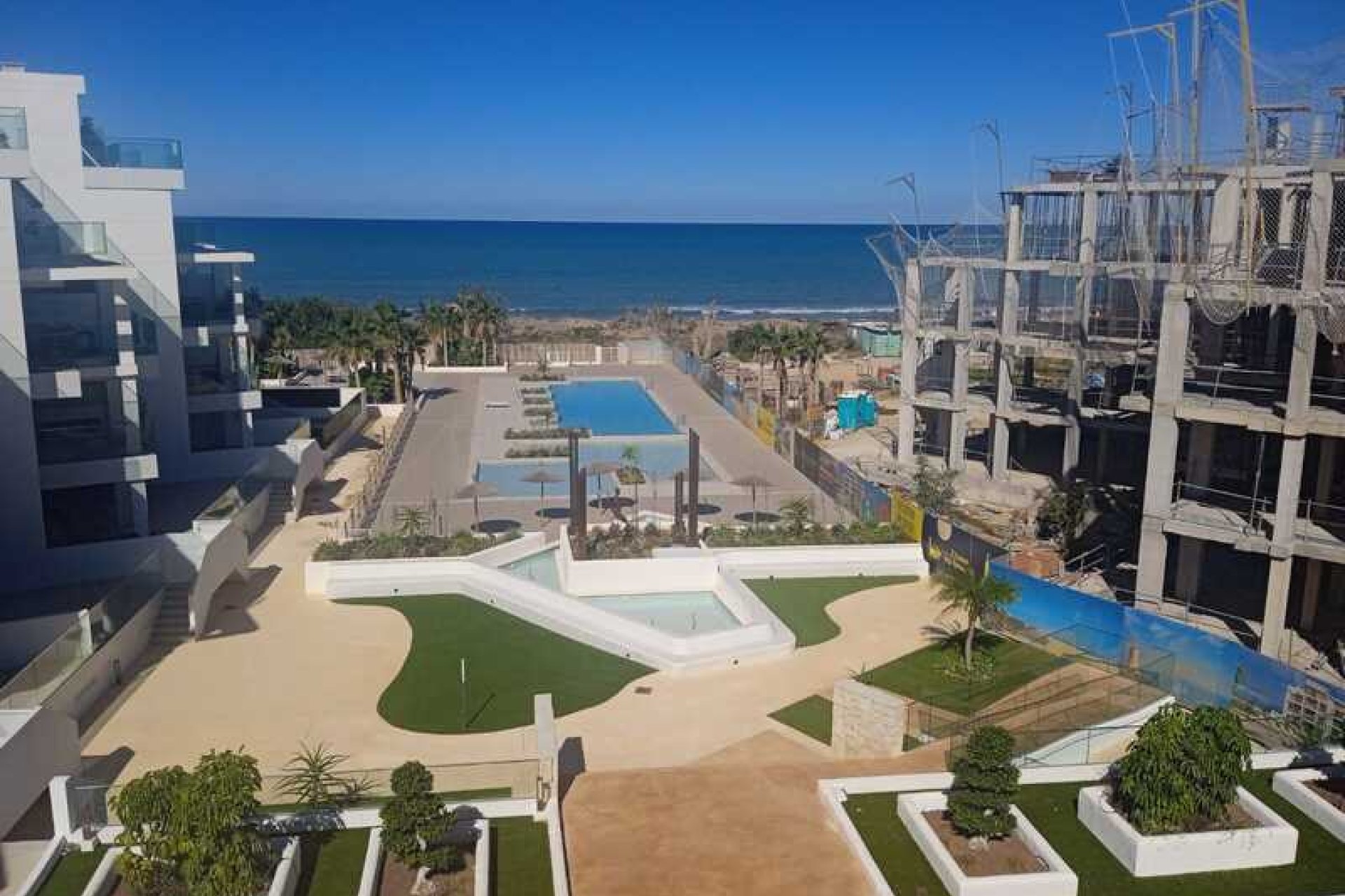 New Build - apartment -
Denia