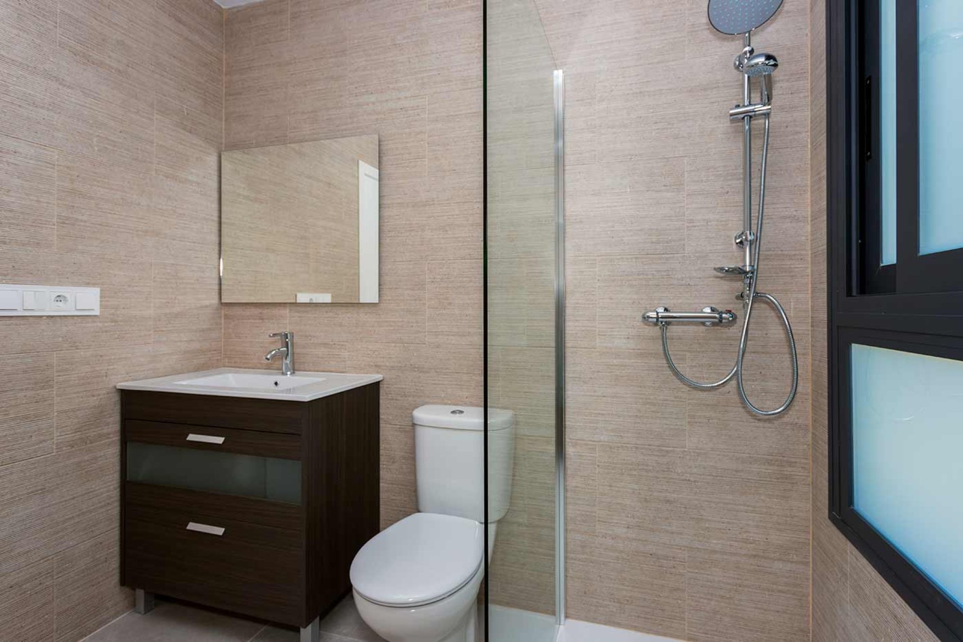 New Build - detached -
Daya Nueva