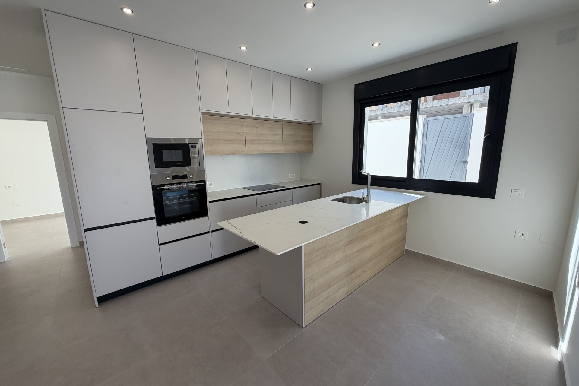 New Build - detached -
Heredades