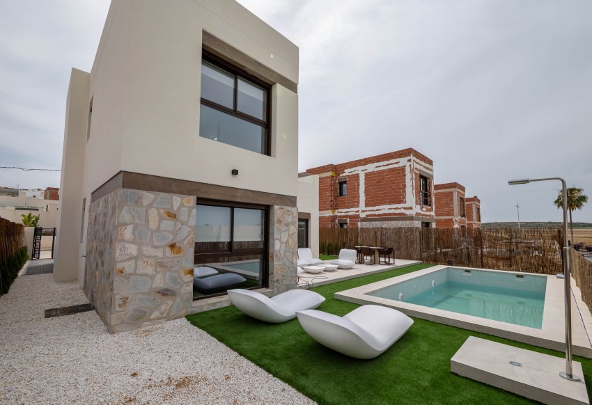 New Build - detached -
La Finca Golf