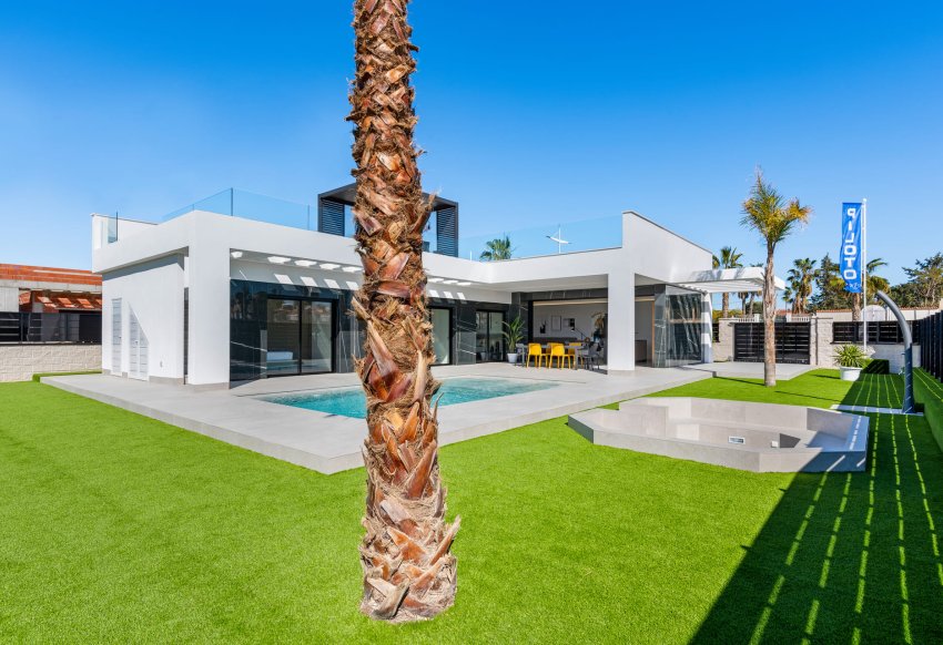 New Build - detached -
La Finca Golf