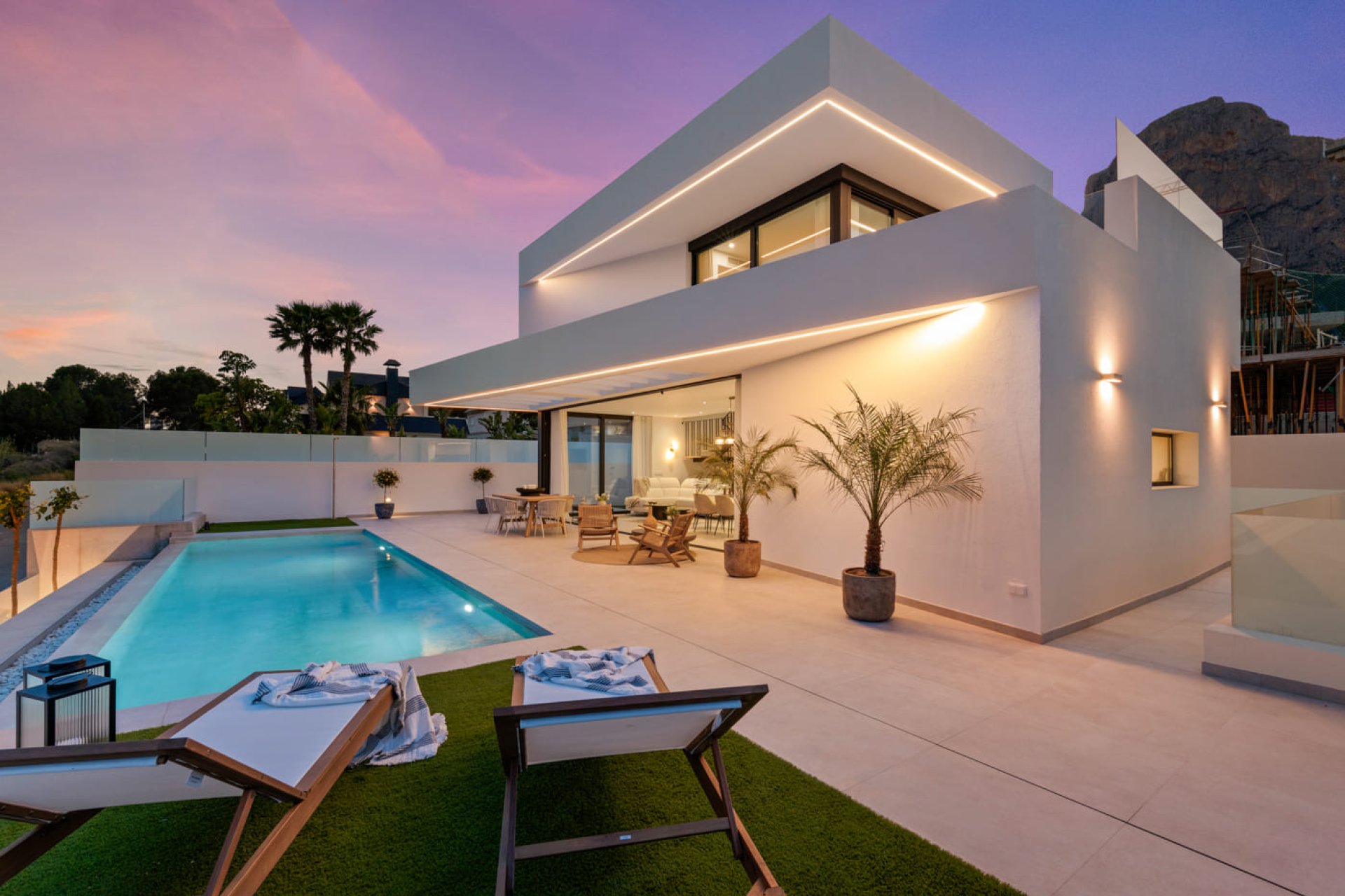 New Build - detached -
Polop