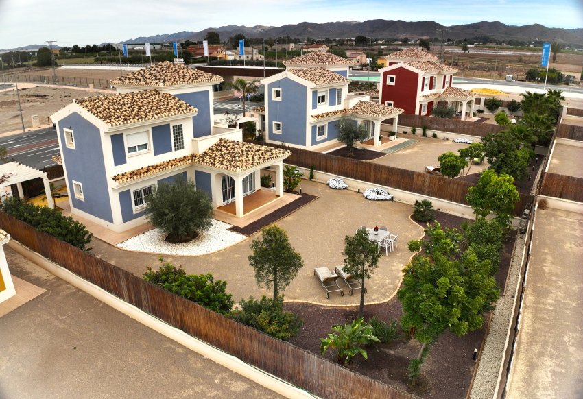 New Build - detached -
Purias