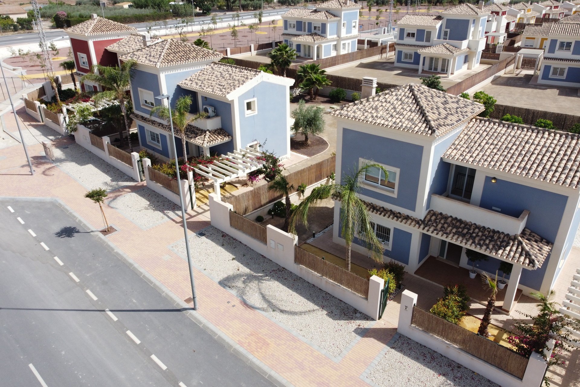 New Build - detached -
Purias
