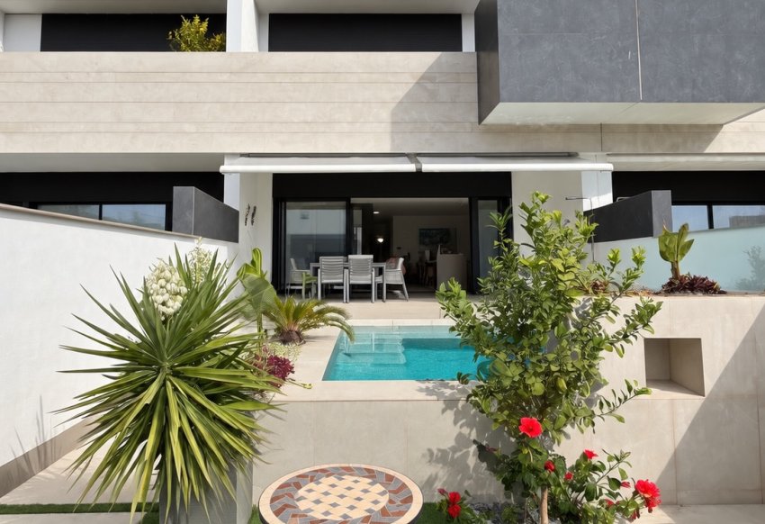 New Build - low-bungalow -
Pilar de la Horadada
