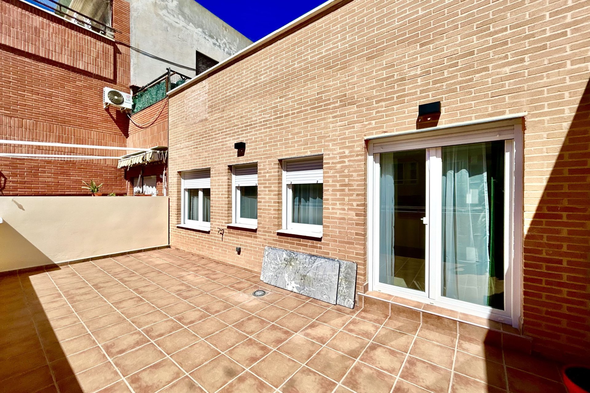 Nieuwbouw - Gelijkvloers -
Alicante (Alacant)