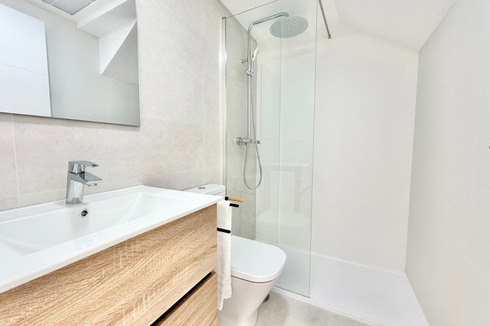 Nieuwbouw - low-bungalow -
Cox