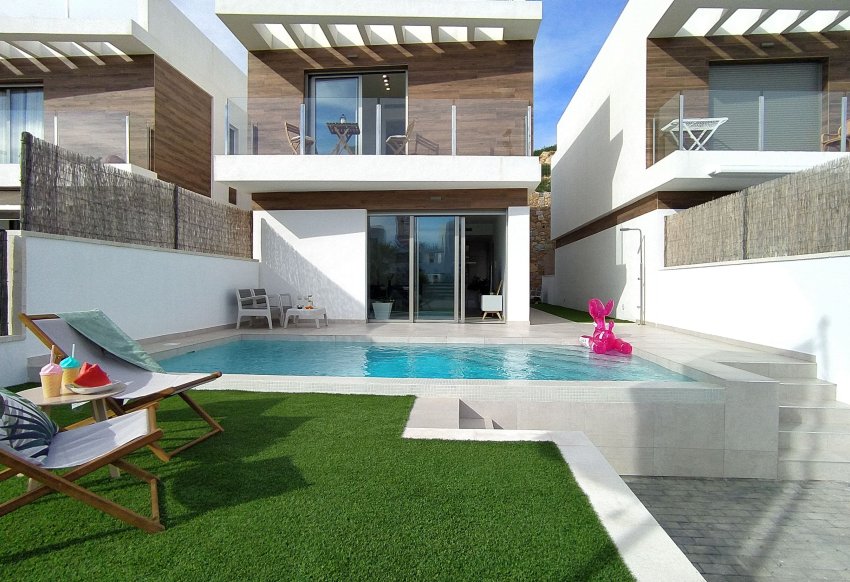 Nieuwbouw - terraced -
Villamartin