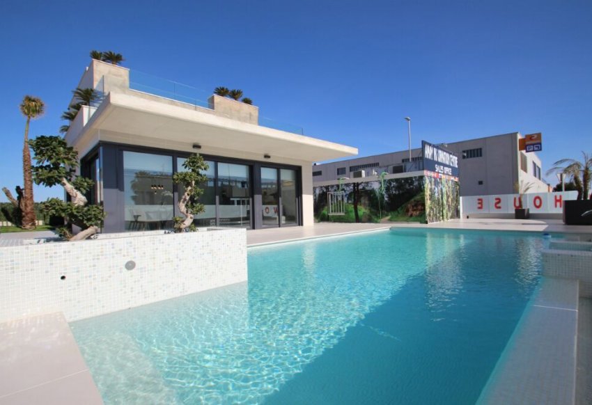 Nieuwbouw - Villa -
San Miguel de Salinas