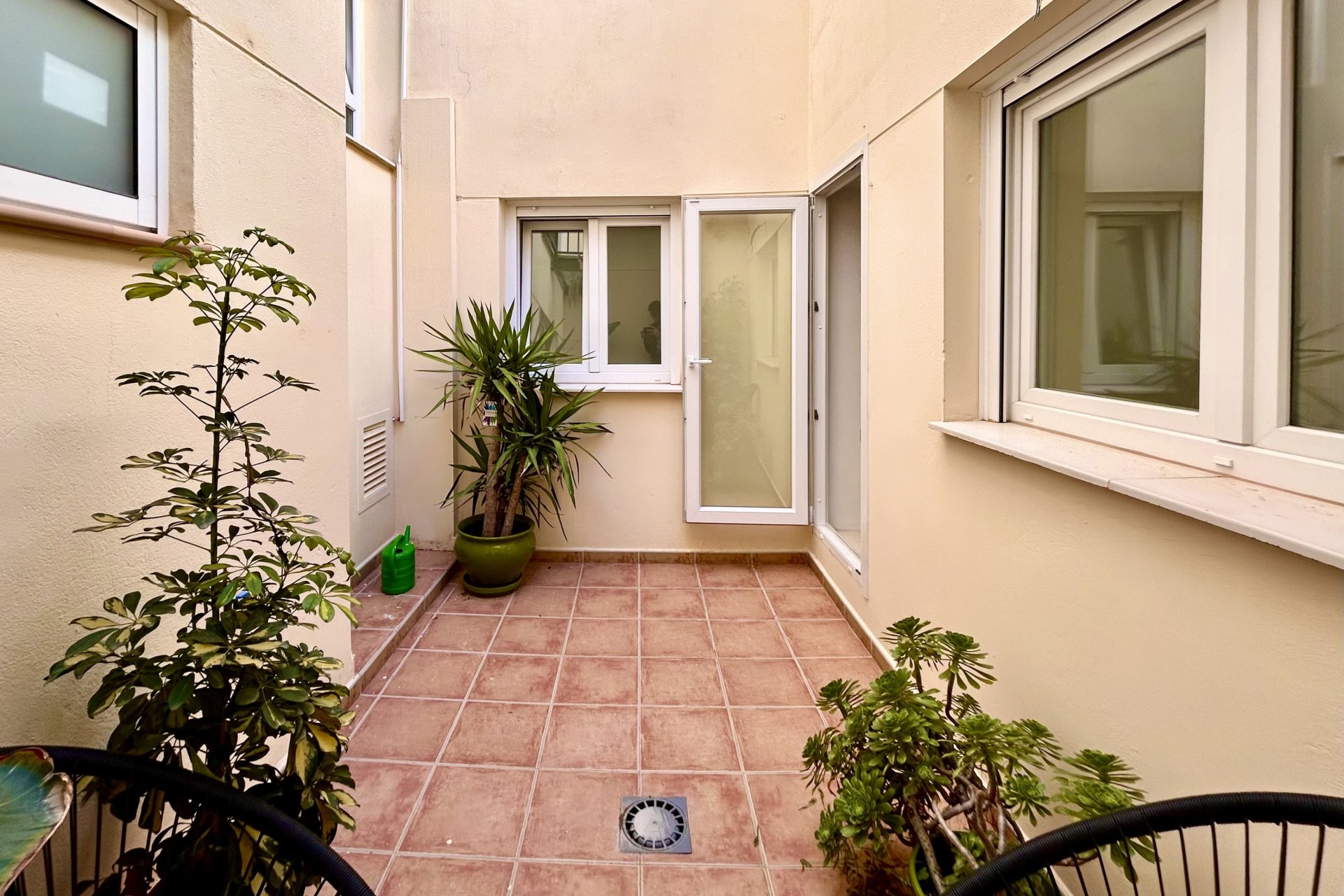 Nouvelle - Attique -
Alicante (Alacant)