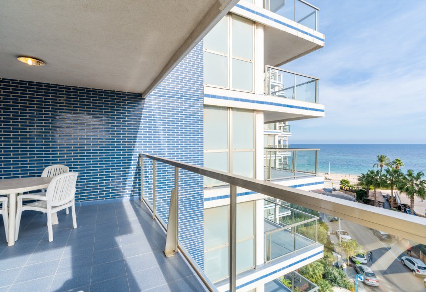 Nouvelle - Attique -
Calpe