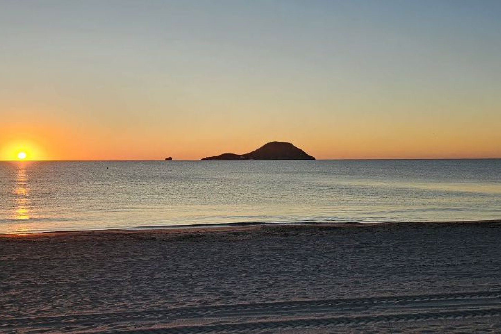 Nouvelle - Attique -
La Manga del Mar Menor