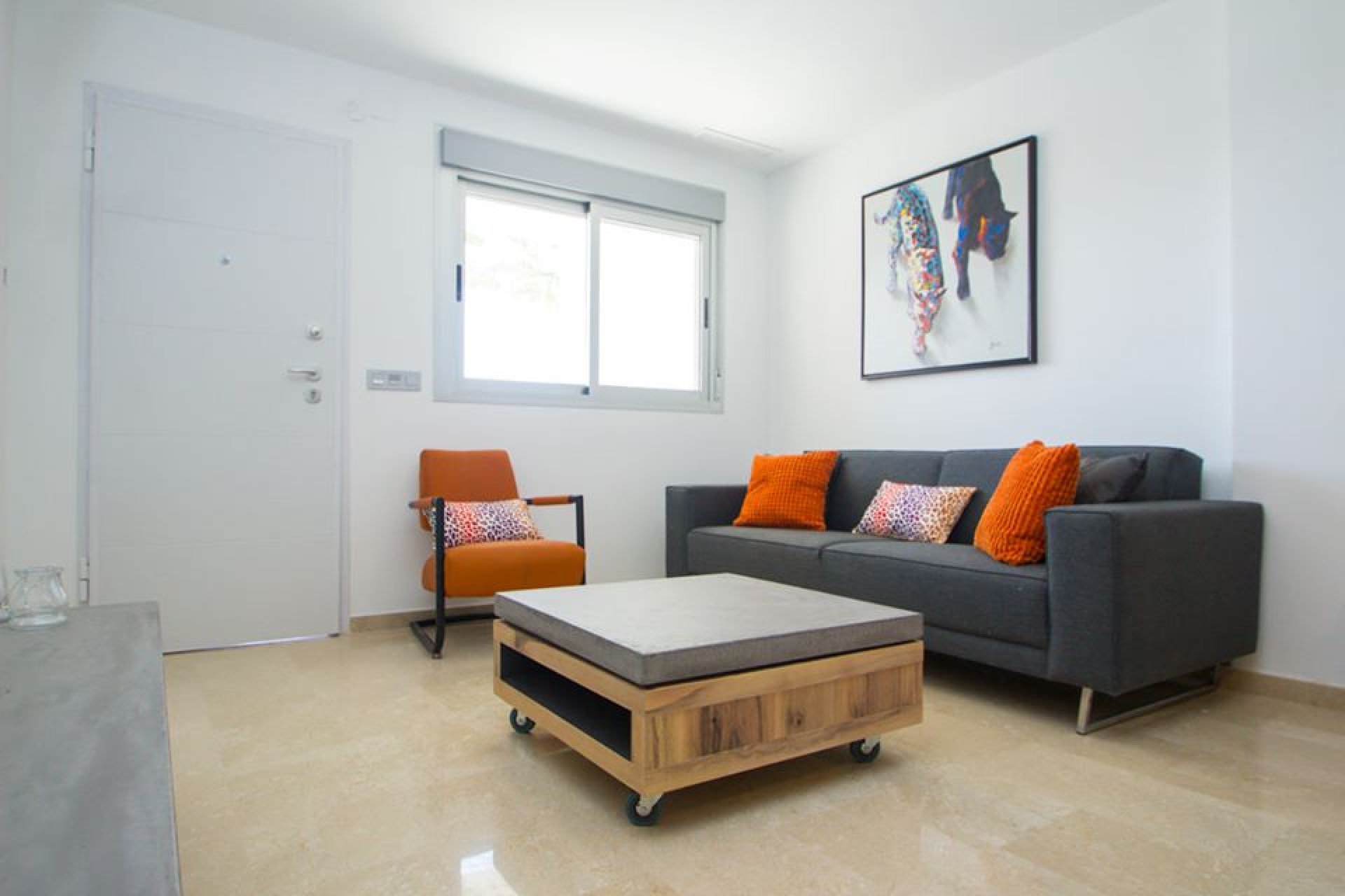 Nouvelle - Attique -
Orihuela