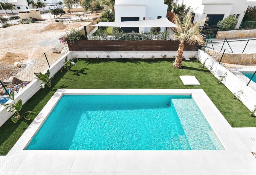 Nouvelle - detached -
Los Montesinos