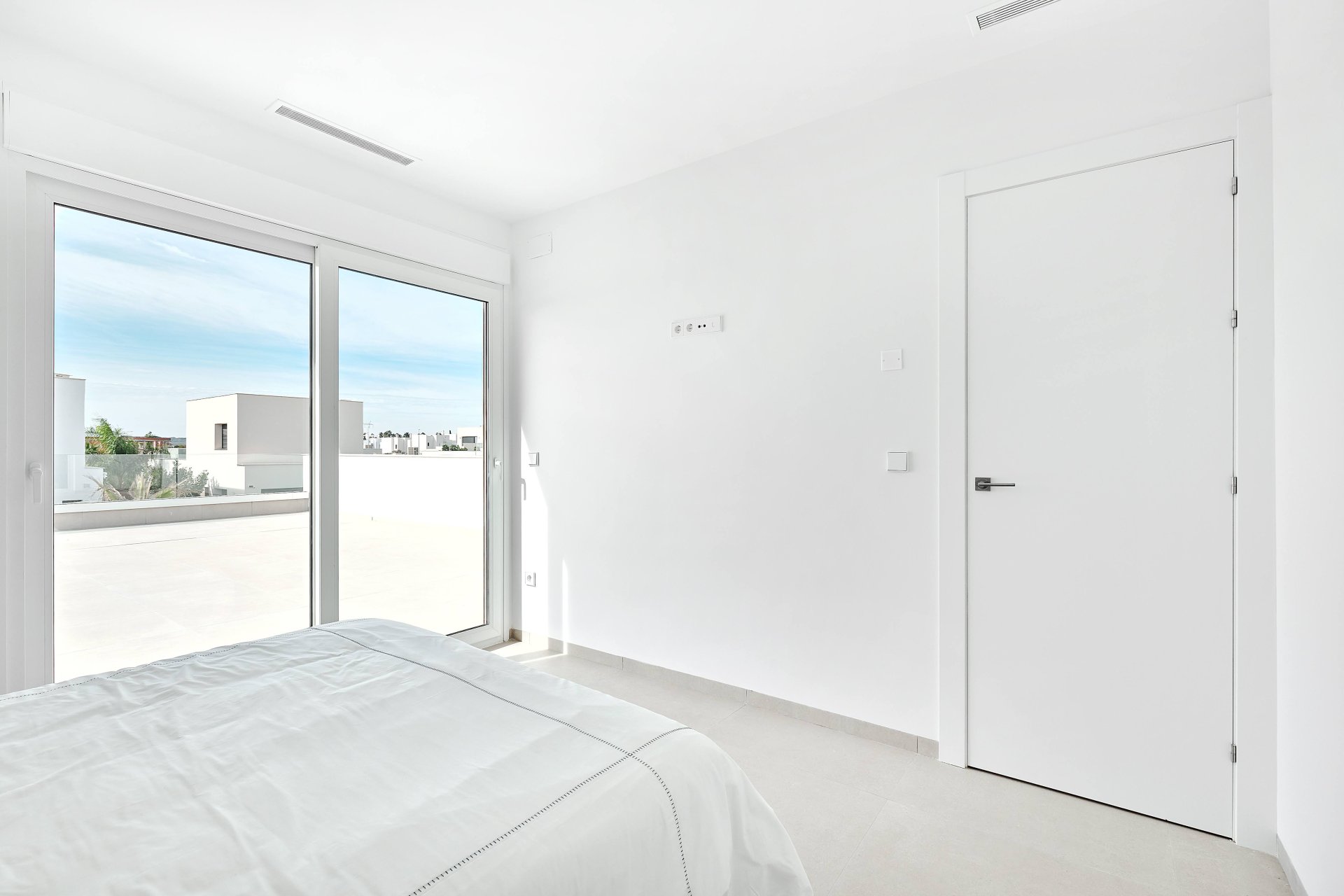 Nouvelle - detached -
Los Montesinos