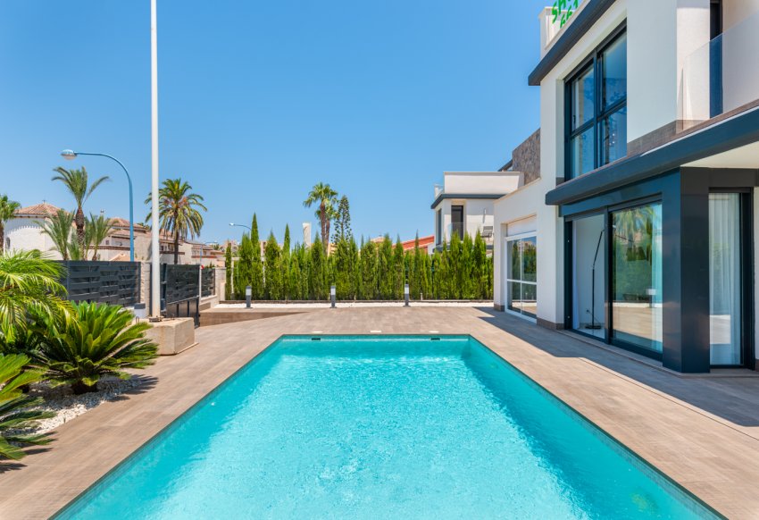 Nouvelle - detached -
Playa Paraiso