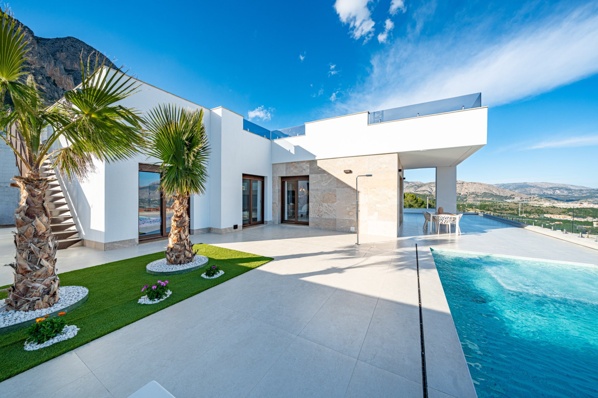 Nouvelle - detached -
Polop