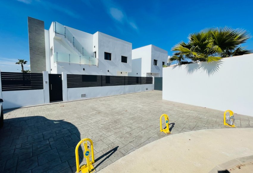 Nouvelle - detached -
Torrevieja