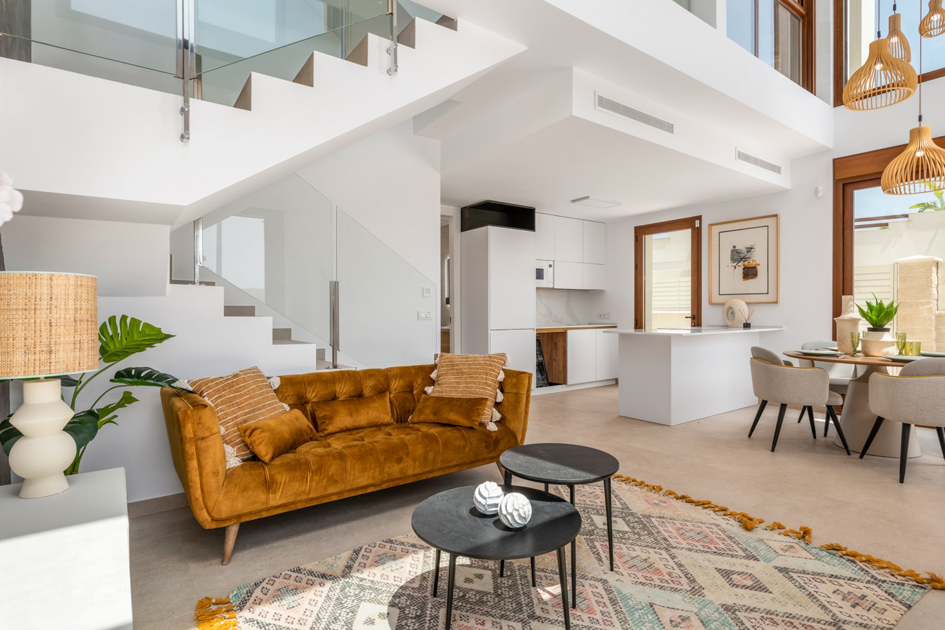 Nouvelle - detached -
Vera