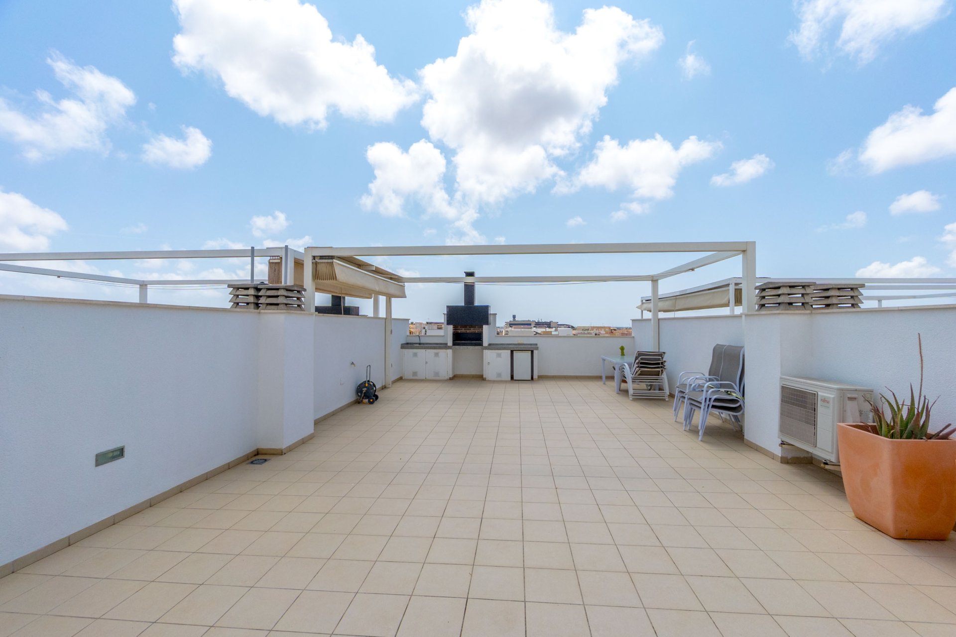 Nouvelle - high-bungalow -
San Pedro del Pinatar