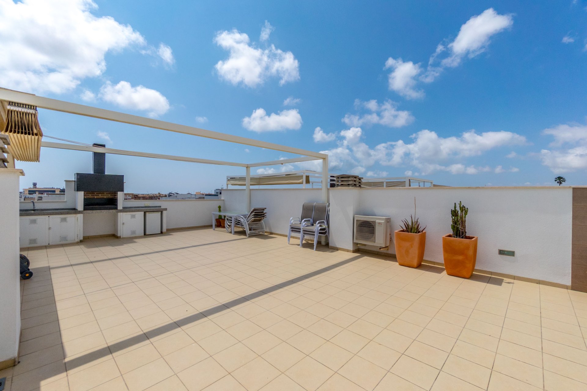 Nouvelle - high-bungalow -
San Pedro del Pinatar