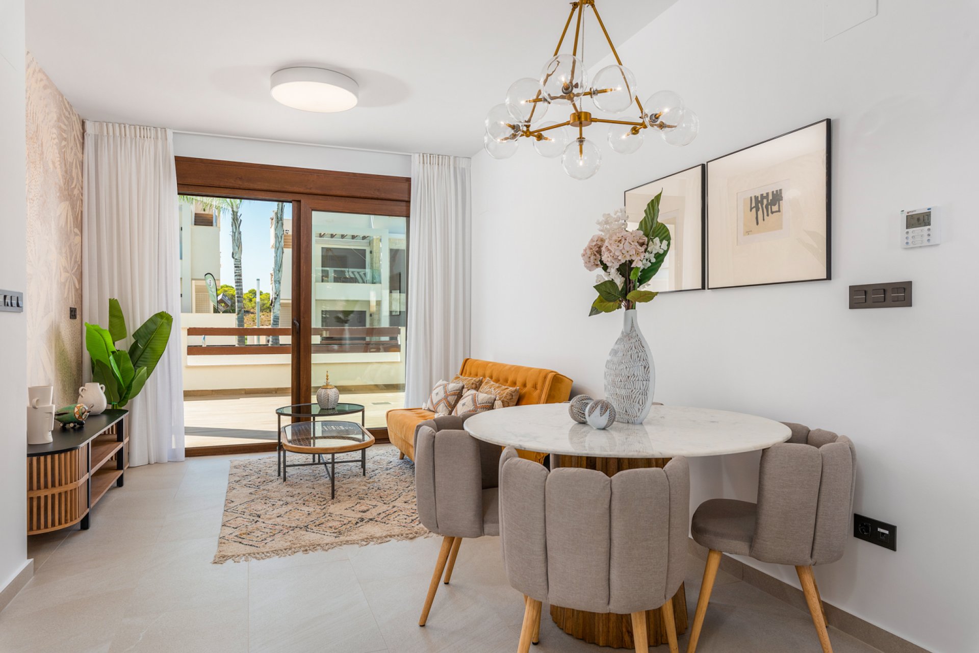 Nouvelle - high-bungalow -
Torrevieja