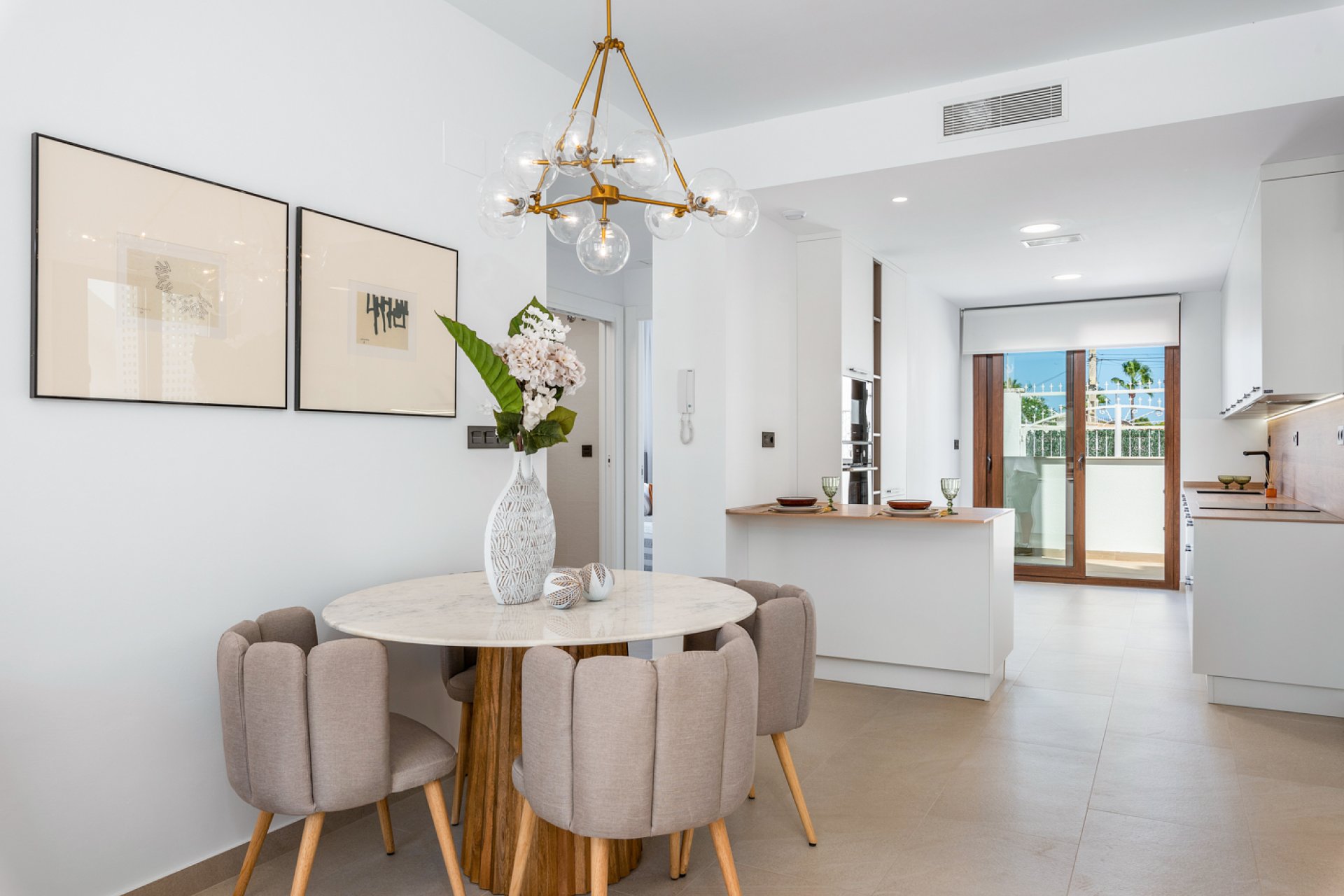 Nouvelle - high-bungalow -
Torrevieja