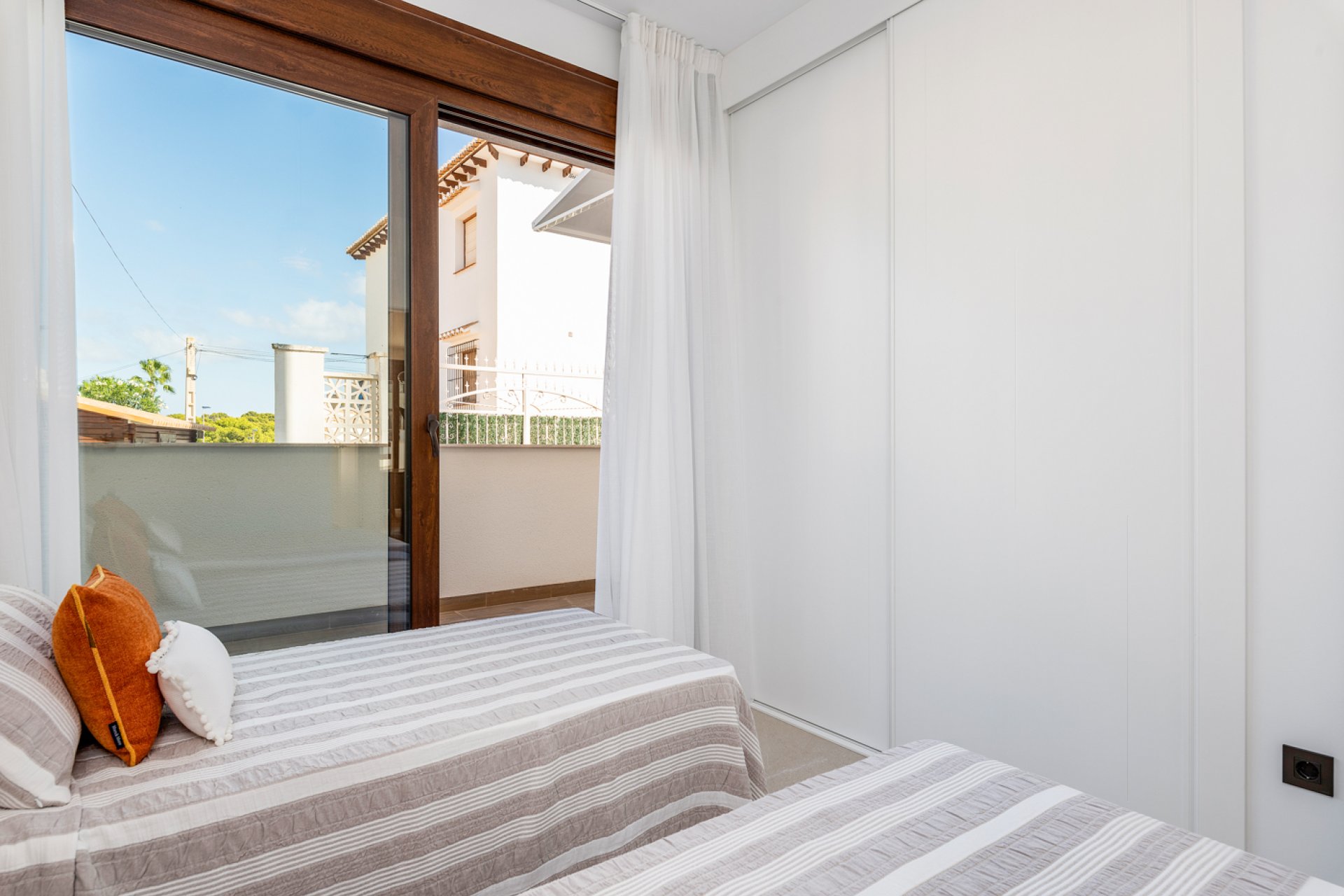 Nouvelle - high-bungalow -
Torrevieja