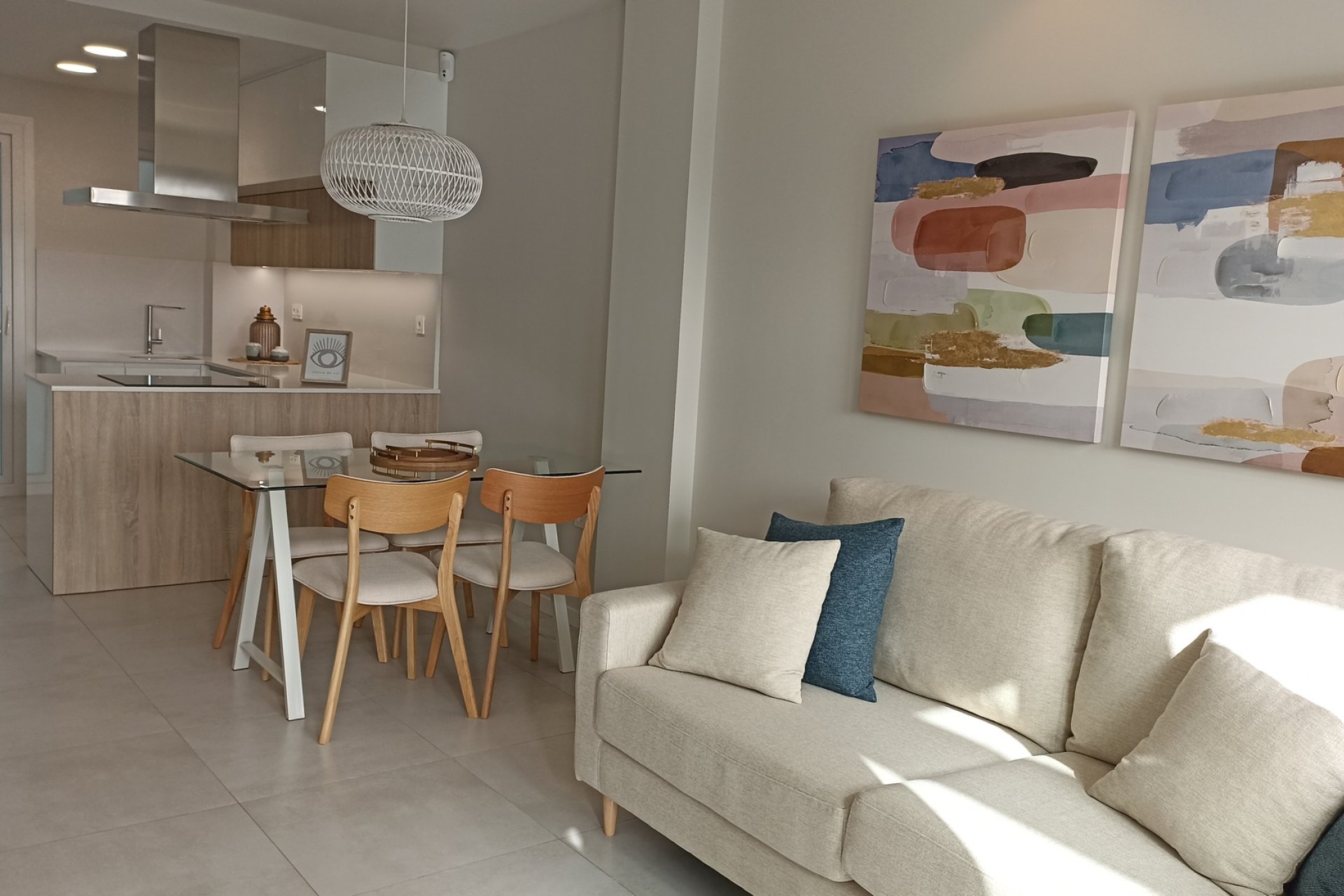 Nouvelle - low-bungalow -
Mil Palmeras