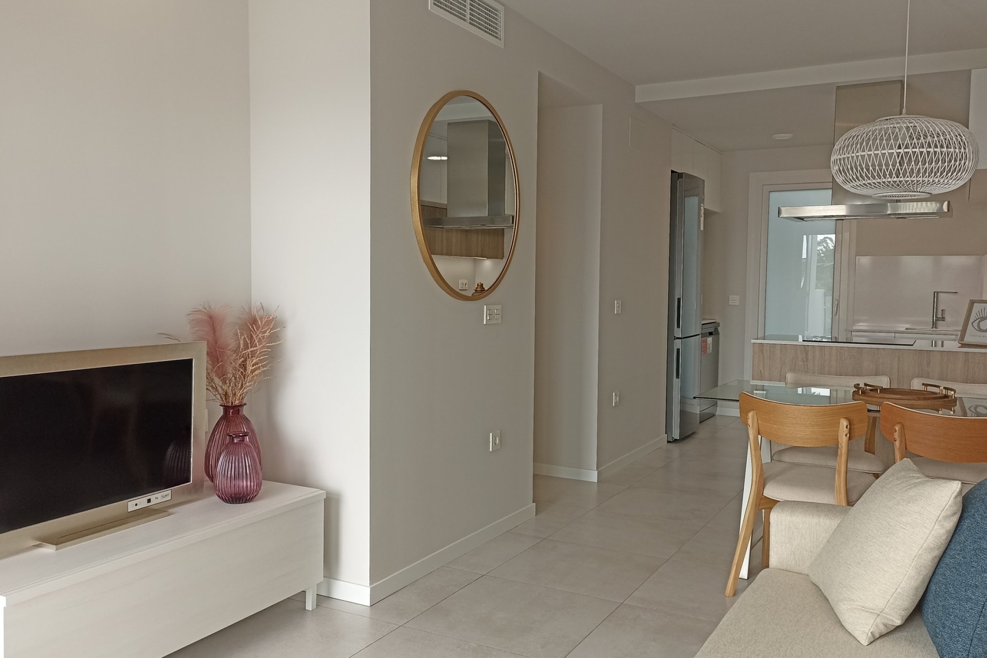 Nouvelle - low-bungalow -
Mil Palmeras
