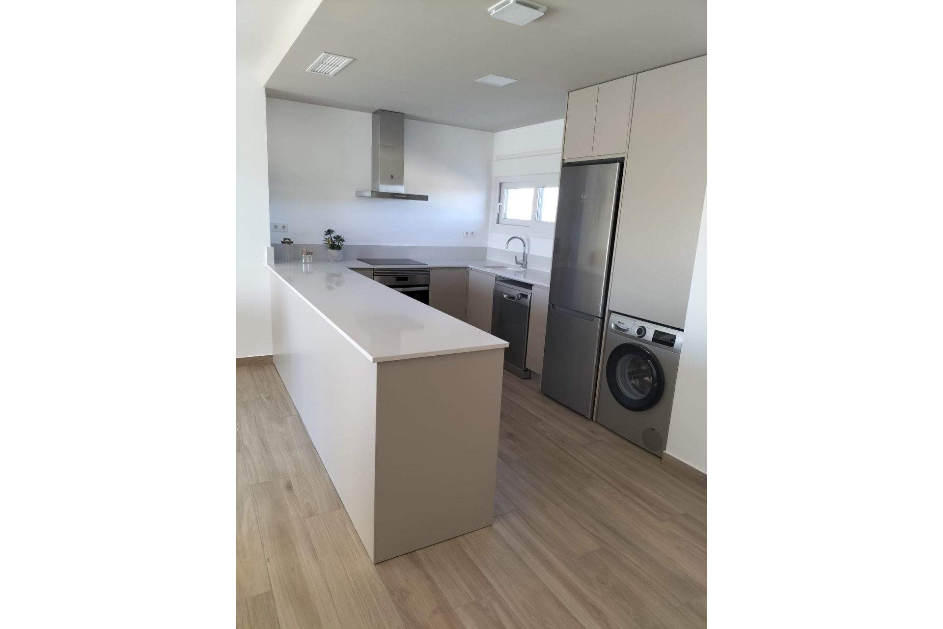 Nouvelle - low-bungalow -
Orihuela Costa
