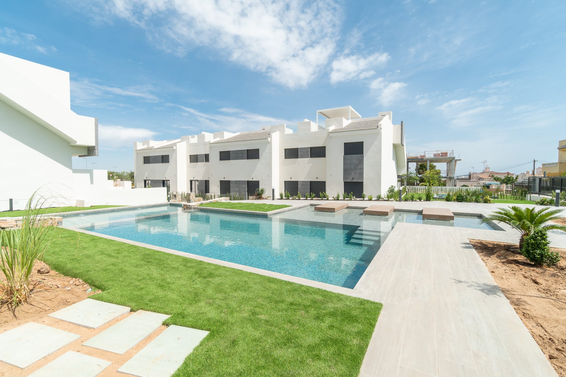 Nouvelle - low-bungalow -
Torrevieja