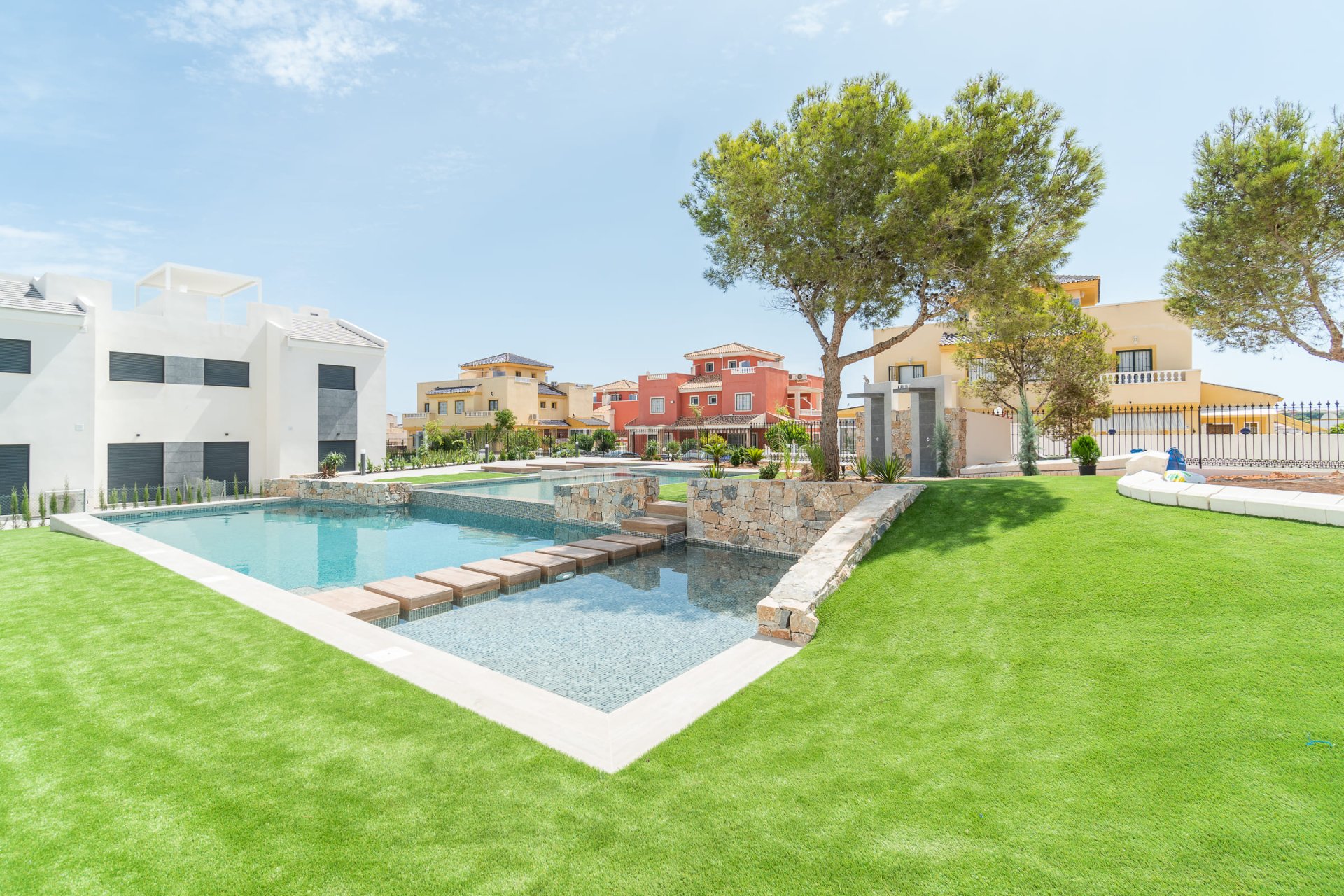 Nouvelle - low-bungalow -
Torrevieja