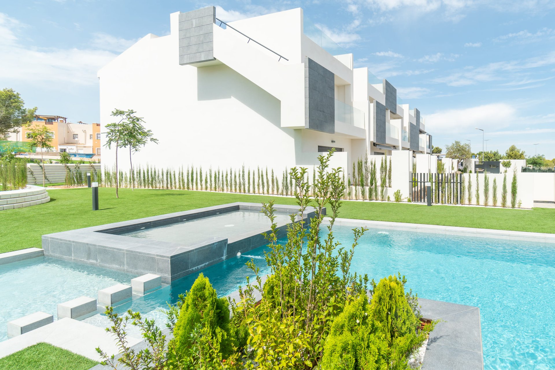Nouvelle - low-bungalow -
Torrevieja
