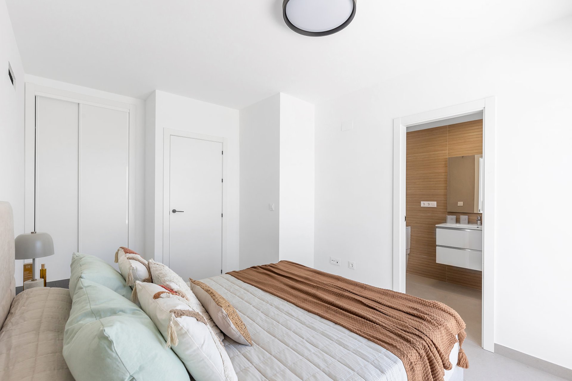 Nouvelle - semi-detached -
Rafal