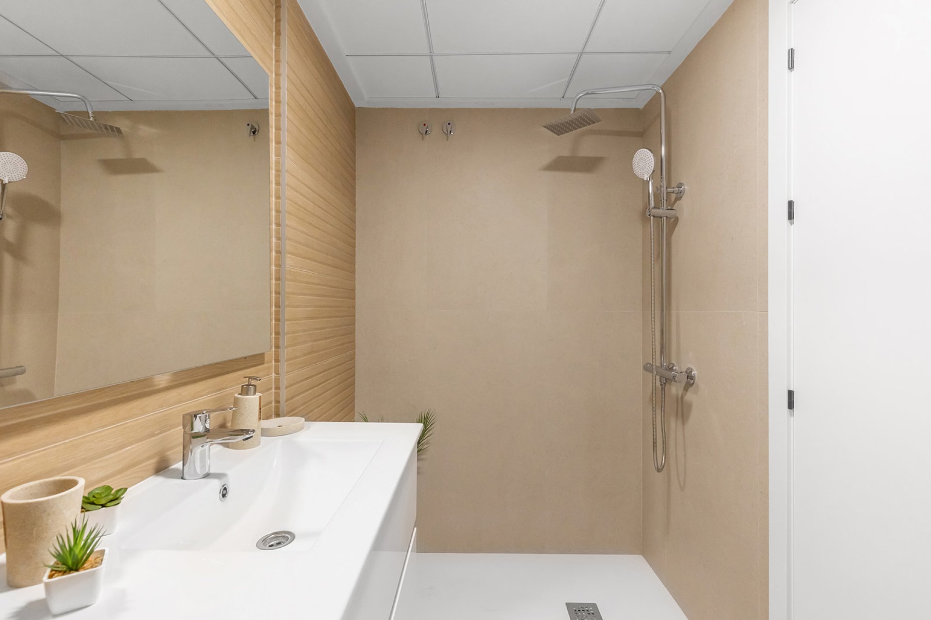 Nouvelle - semi-detached -
Rafal