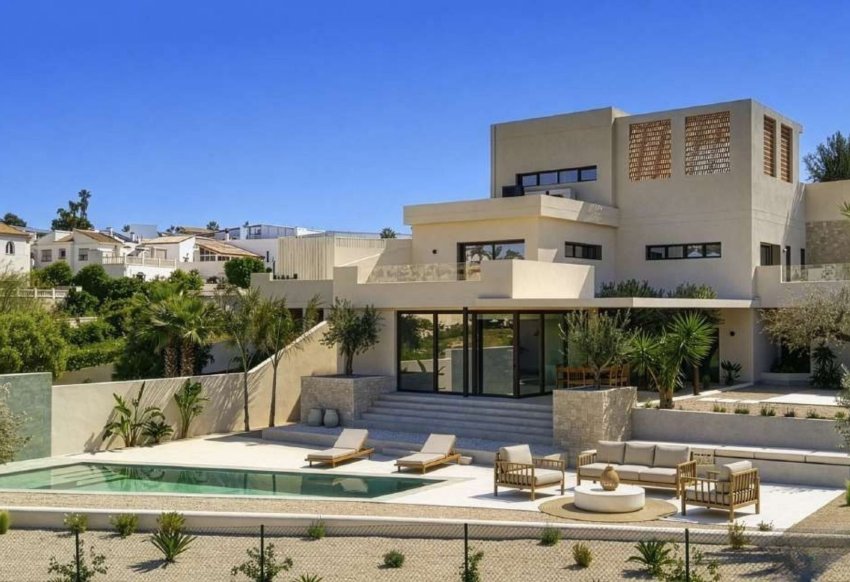 Nouvelle - Villa -
La Marina