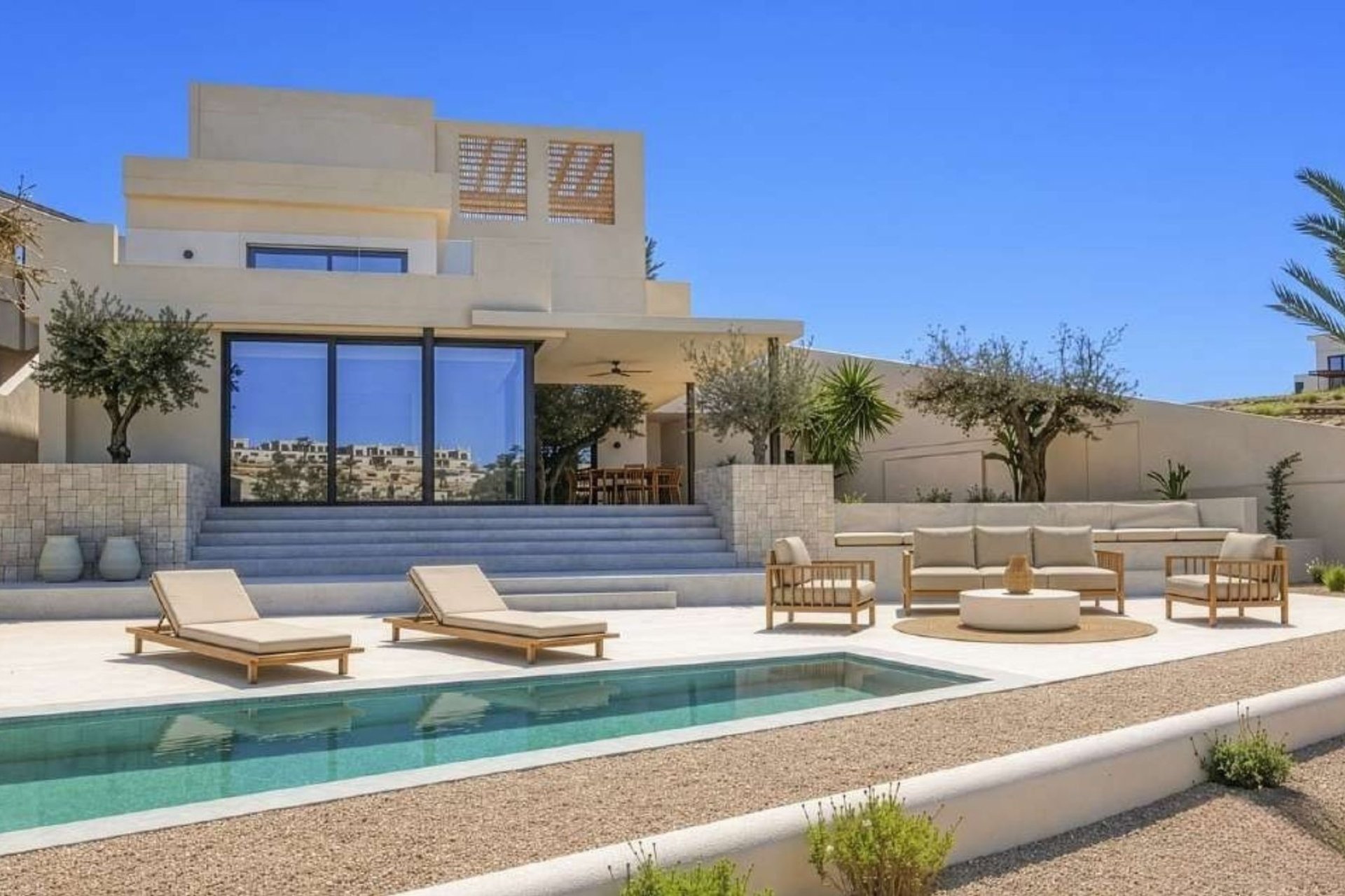 Nouvelle - Villa -
La Marina