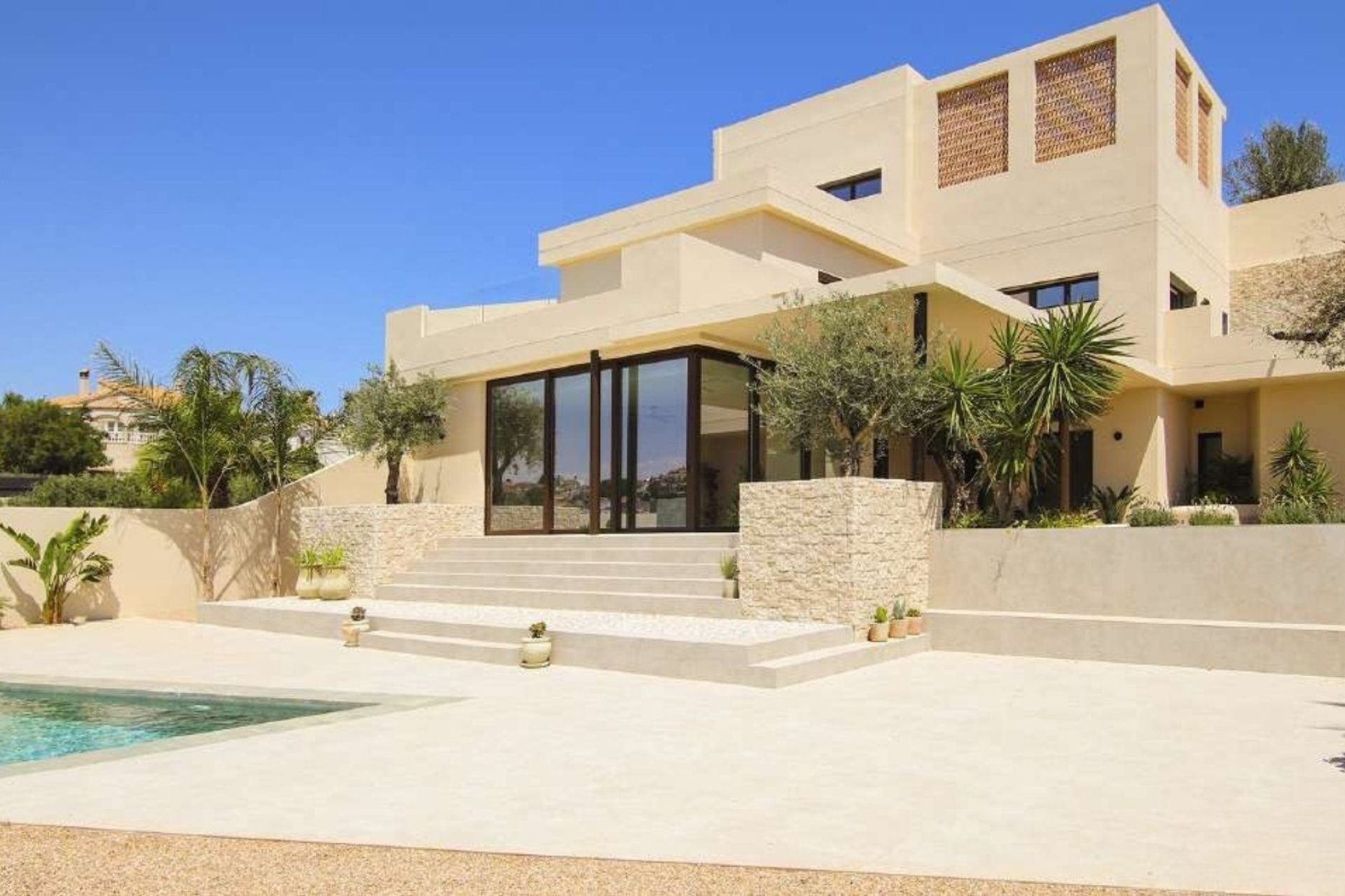 Nouvelle - Villa -
La Marina
