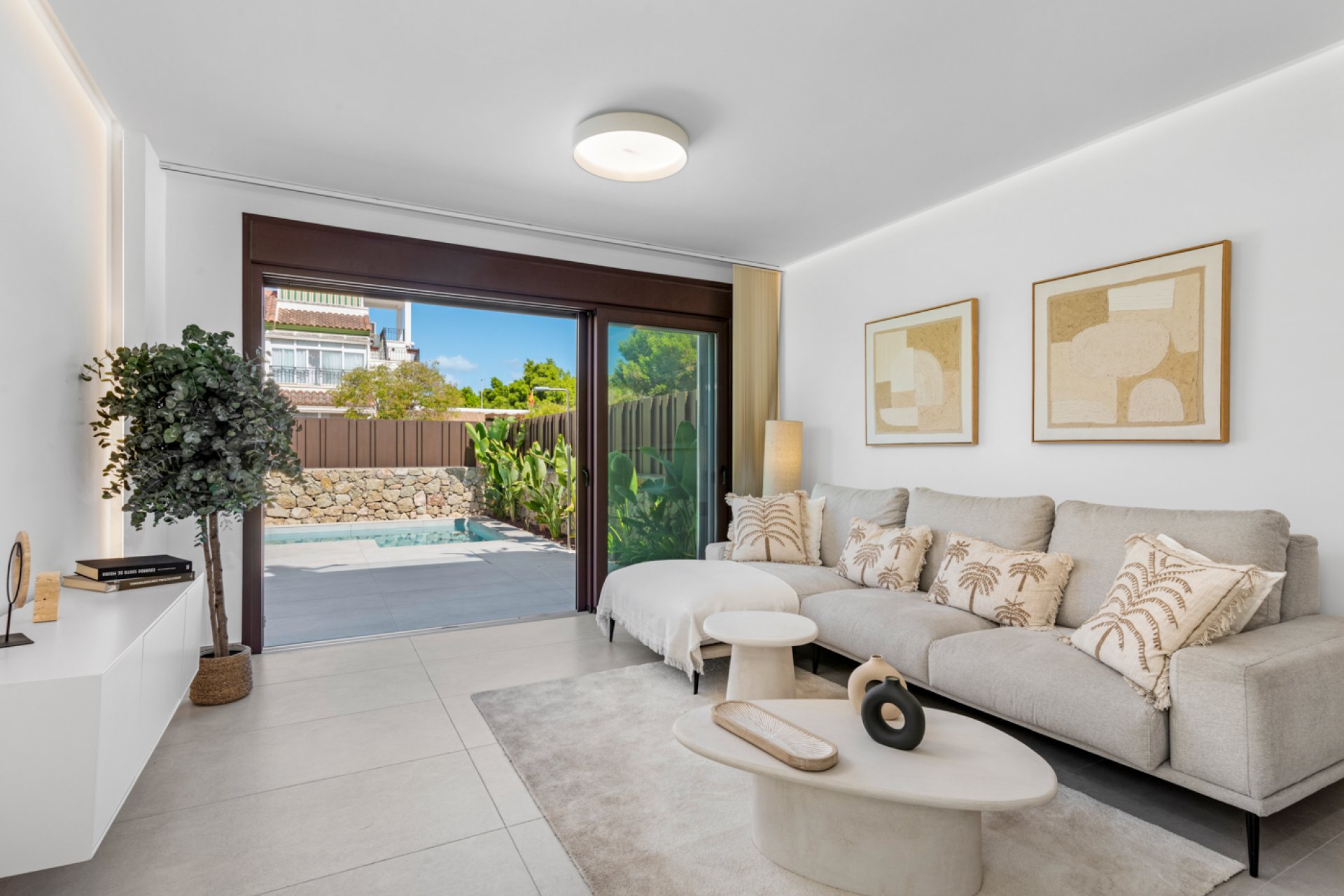 Nouvelle - Villa -
Mil Palmeras