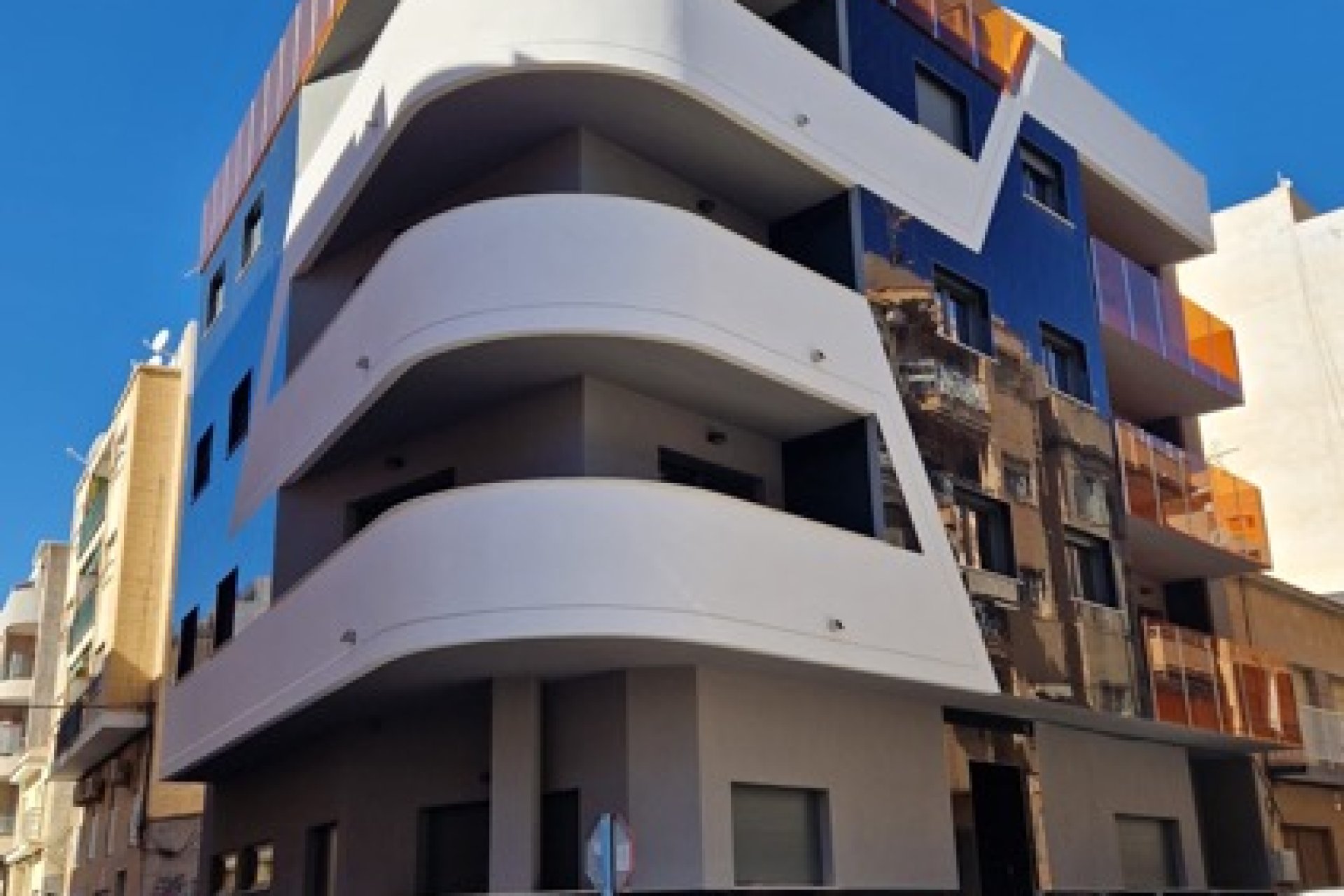 Obra nueva - Ático -
Torrevieja
