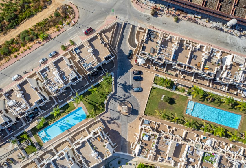 Obra nueva - Ático -
Torrevieja