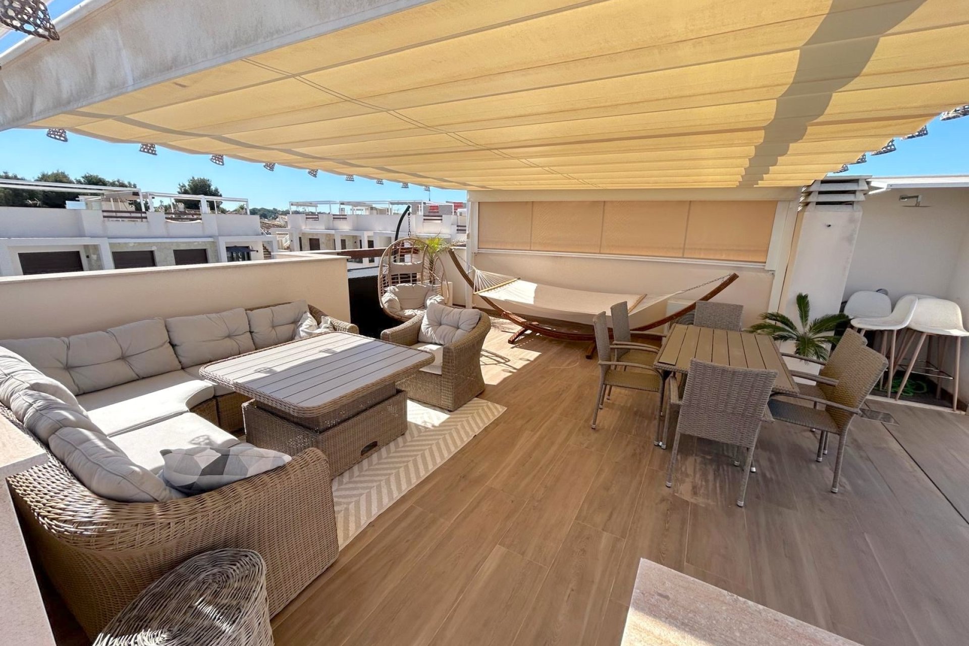 Obra nueva - Ático -
Torrevieja