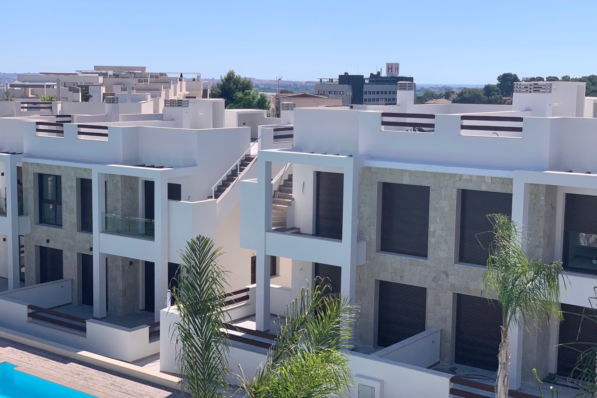 Obra nueva - Ático -
Torrevieja