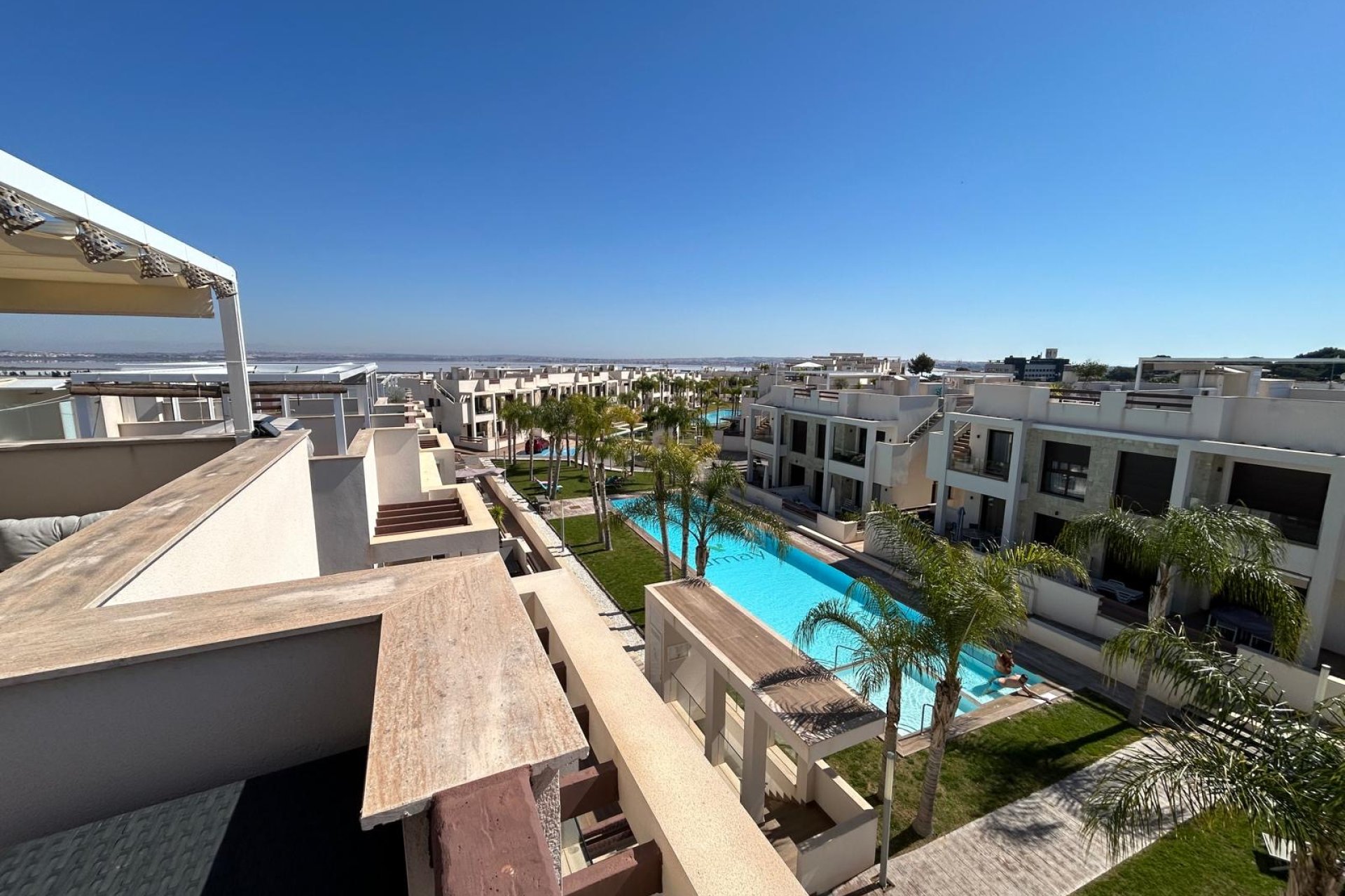 Obra nueva - Ático -
Torrevieja