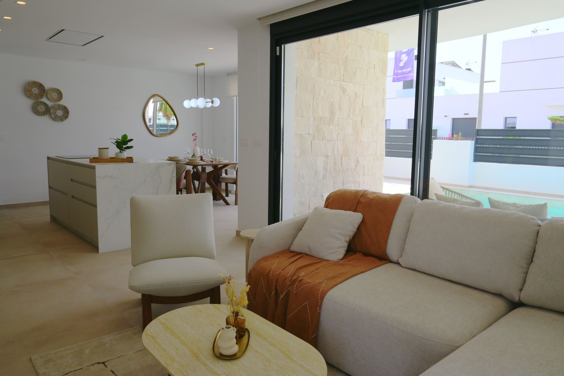 Obra nueva - detached -
Dolores