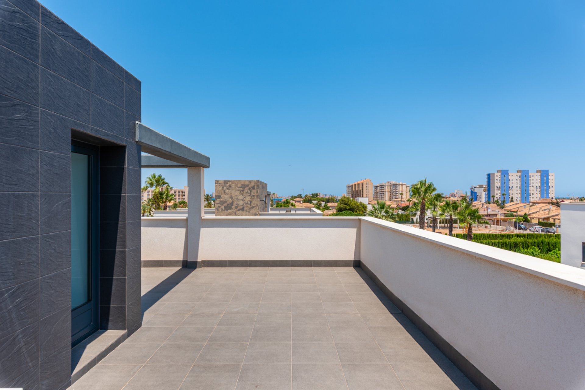 Obra nueva - detached -
Playa Paraiso